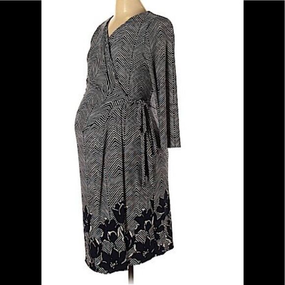Motherhood Maternity 3/4 Sleeve Wrap Dress - Picture 1 of 8